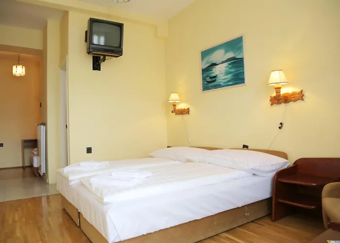 Hotel Bara Junior Budapest
